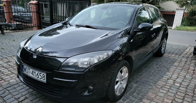 Renault Megane cena 19900 przebieg: 154600, rok produkcji 2011 z Józefów małe 172